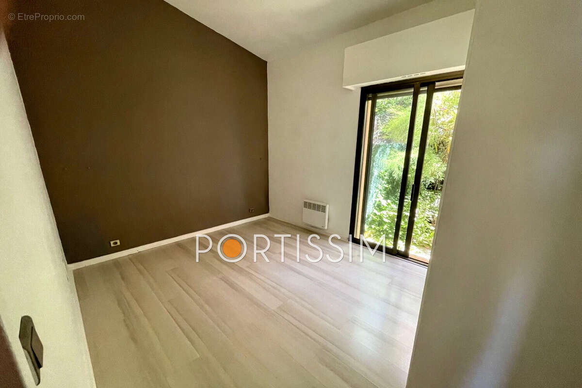 Appartement à CAGNES-SUR-MER