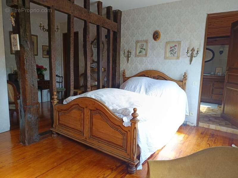 Authentique maison de charme avec dependances - photo 14