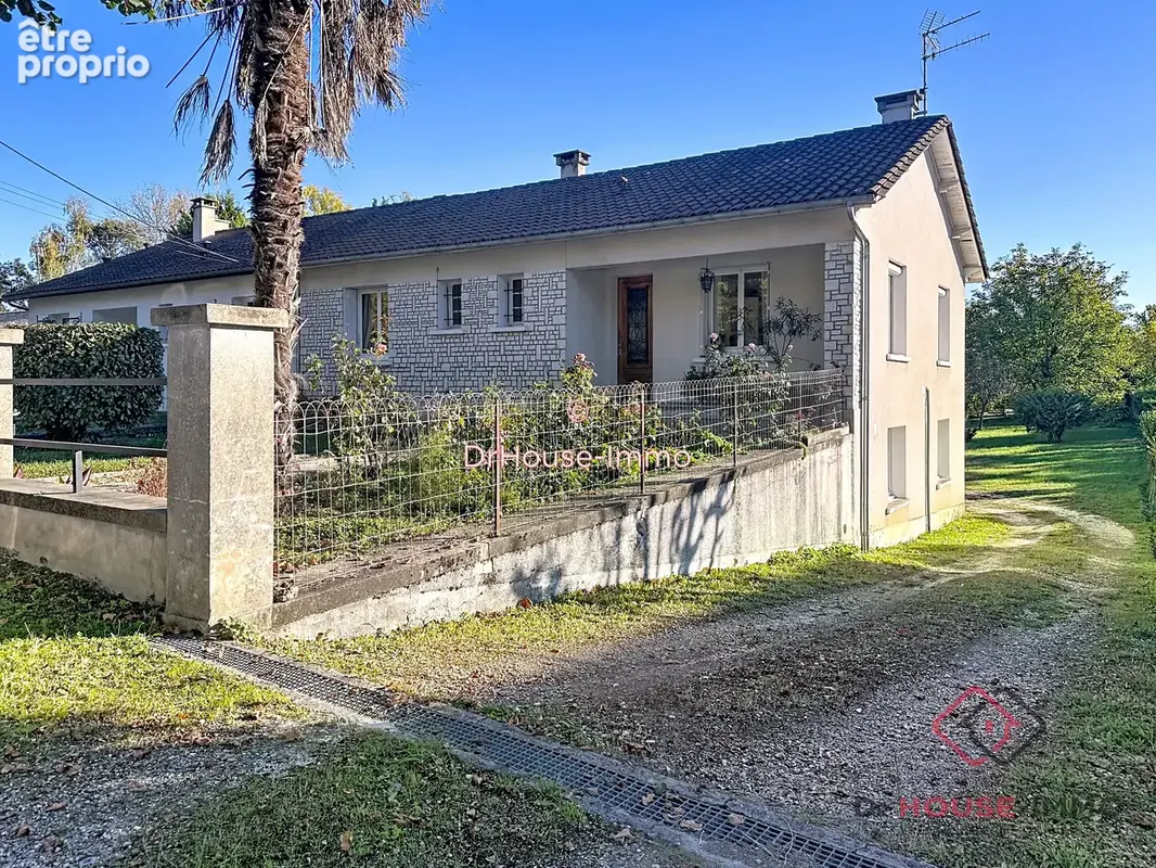 Maison 4 pièces 95 m² à vendre à Riberac (24600) - photo 5