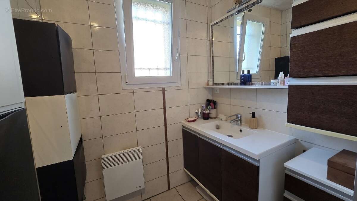 Maison à COURTELEVANT