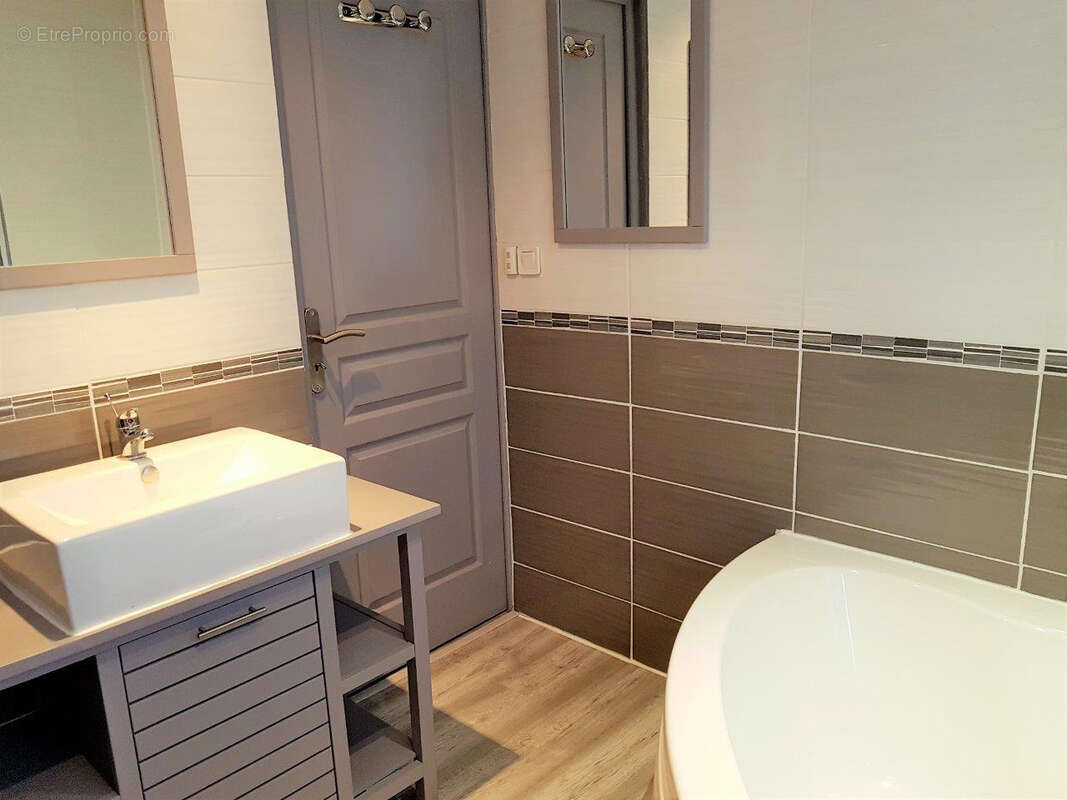 Appartement à ROMILLY-SUR-SEINE