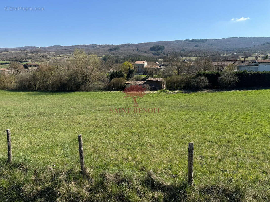 Terrain à LAPANOUSE-DE-CERNON