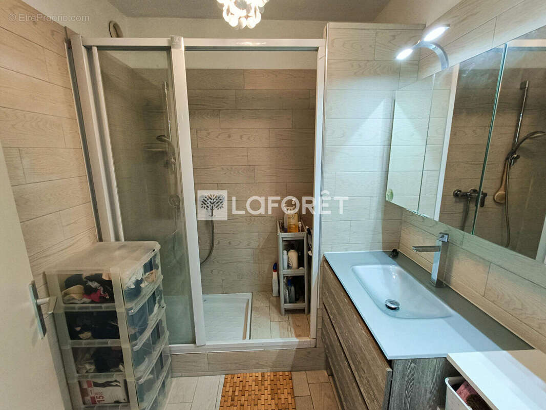 Appartement à HYERES