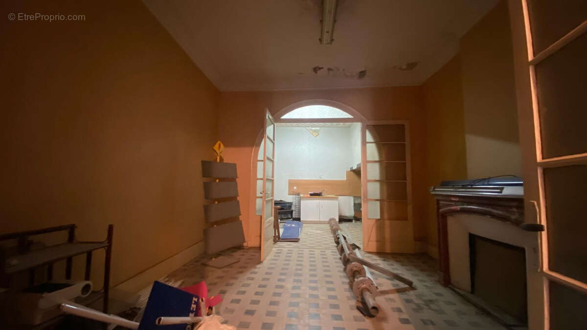 Appartement à LEZIGNAN-CORBIERES