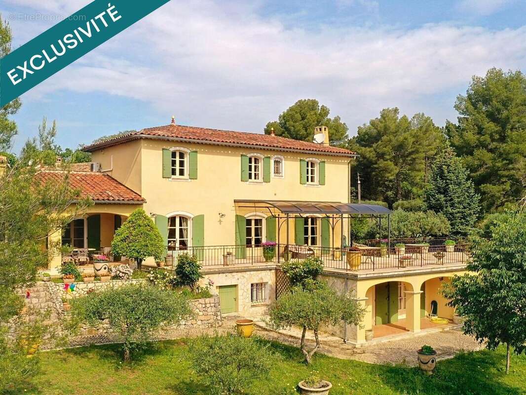 Photo 2 - Maison à VILLECROZE
