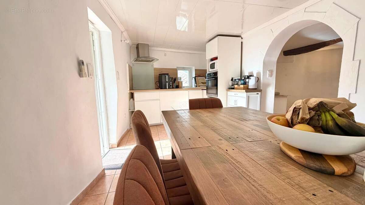 Maison à CUERS
