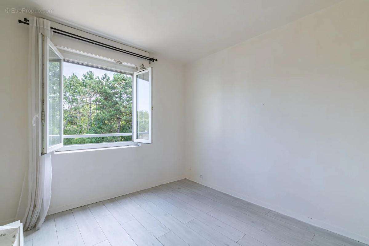 Appartement T4 de 79 m² à Trappes - photo 11