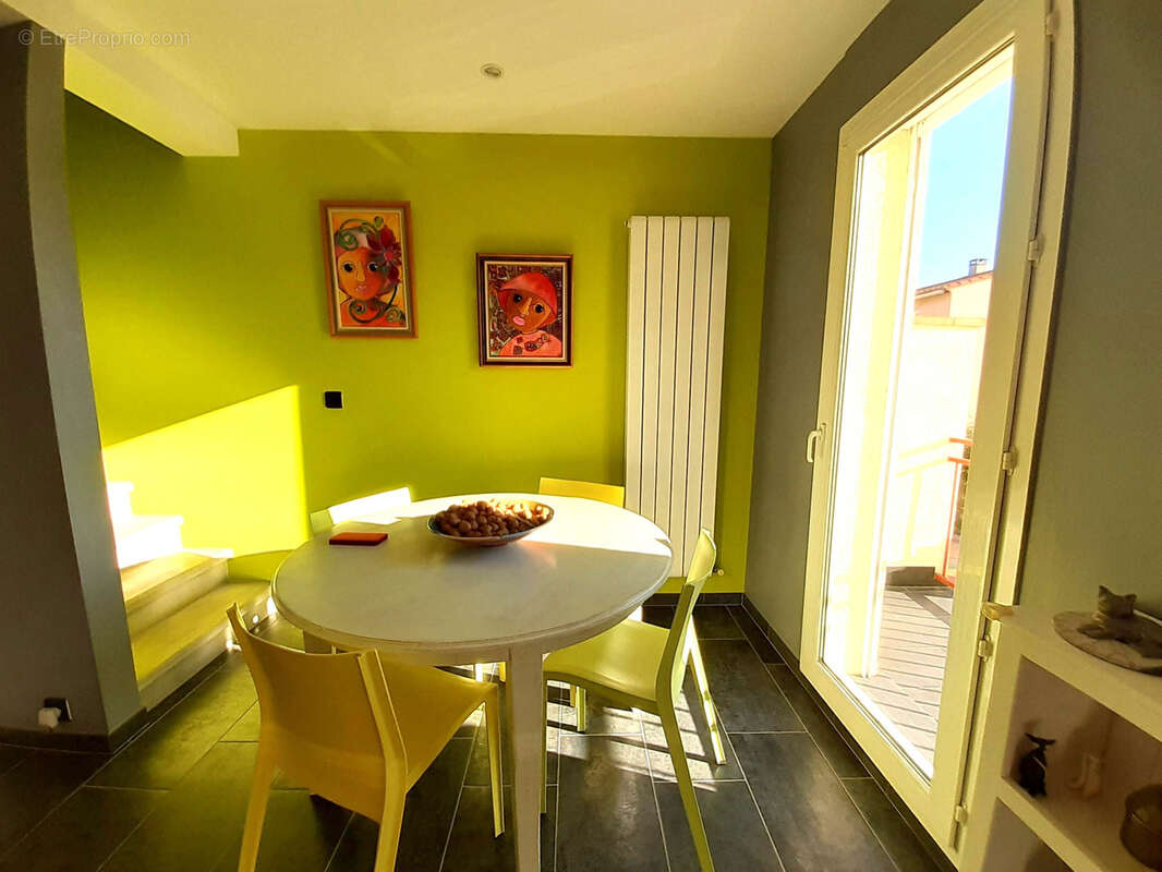 Maison à SAINT-GENIS-DES-FONTAINES