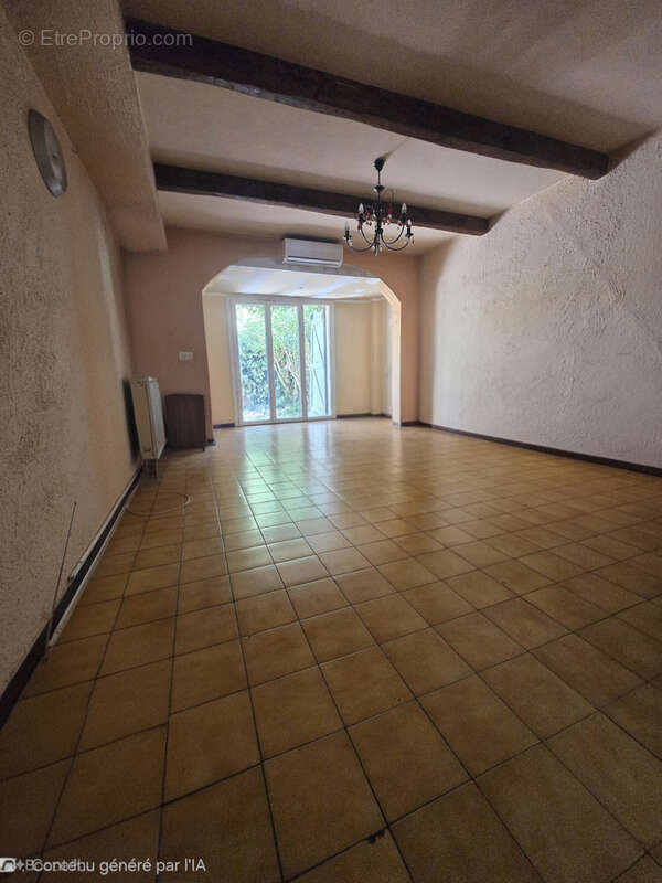 Maison familiale avec deux garages - photo 5