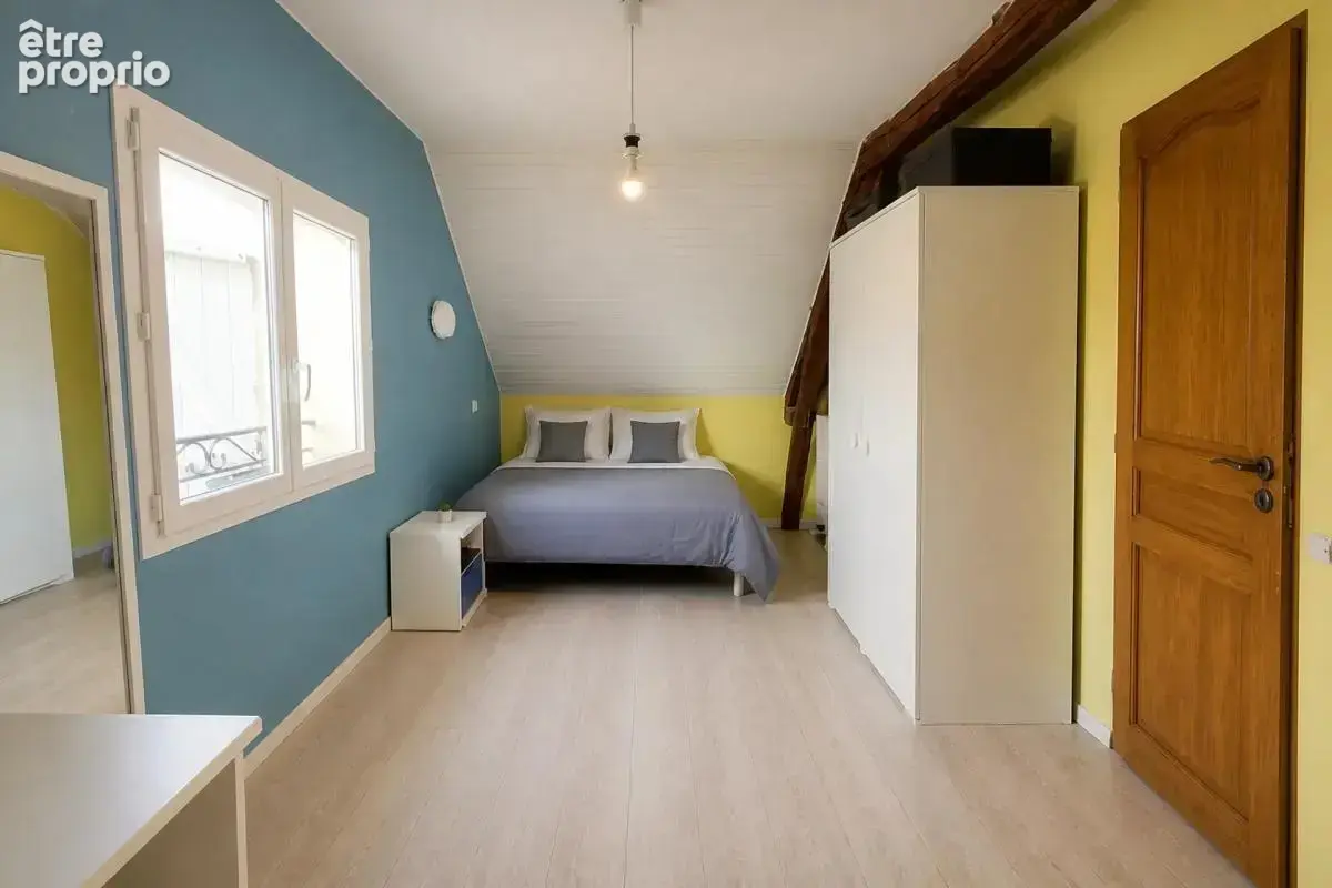 Maison de 7 pièces de 175 m² à Vennecy - photo 11