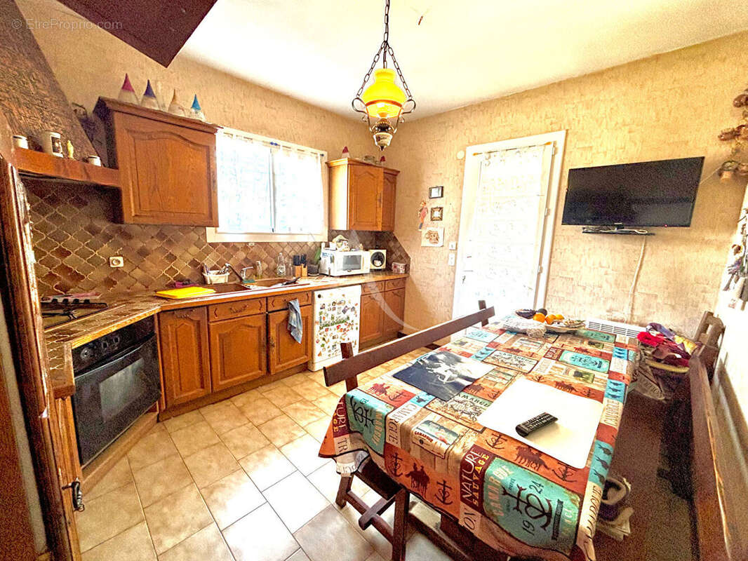 Maison à VILLEVEYRAC