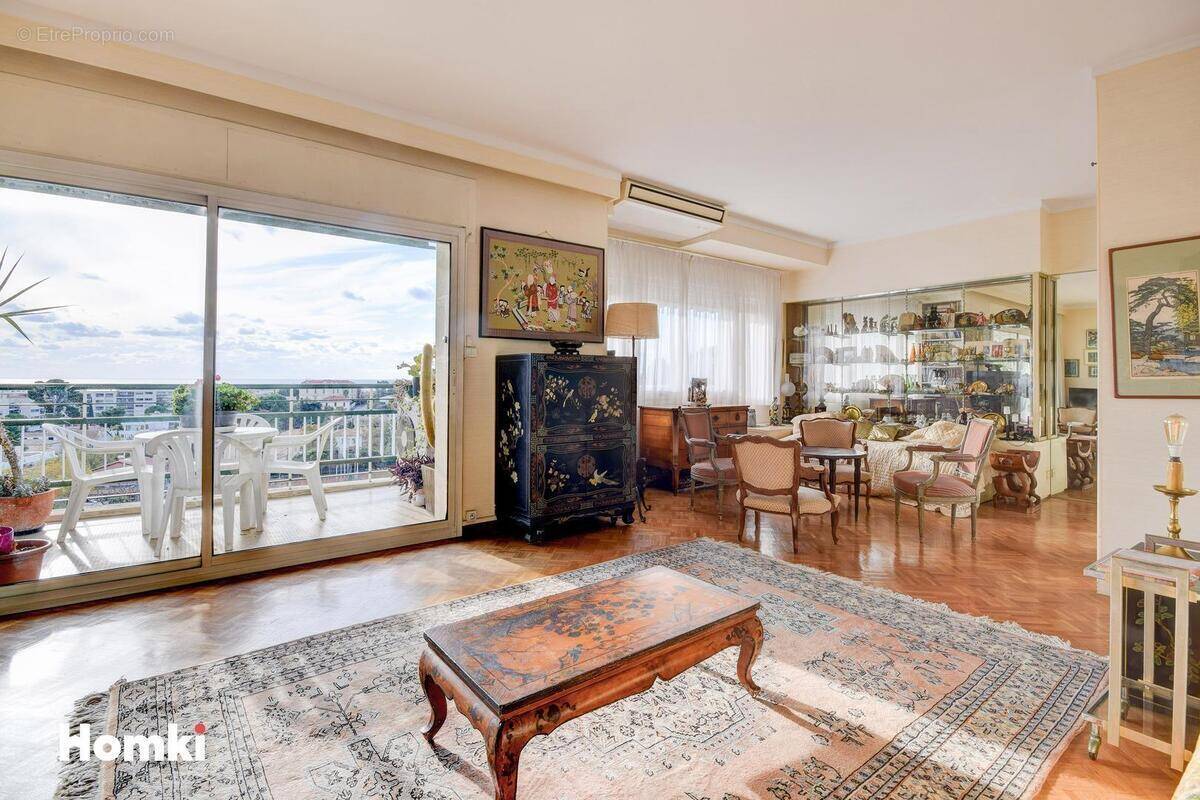 Appartement à MARSEILLE-8E