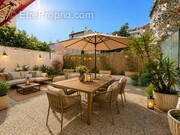 Appartement à MARSEILLE-5E