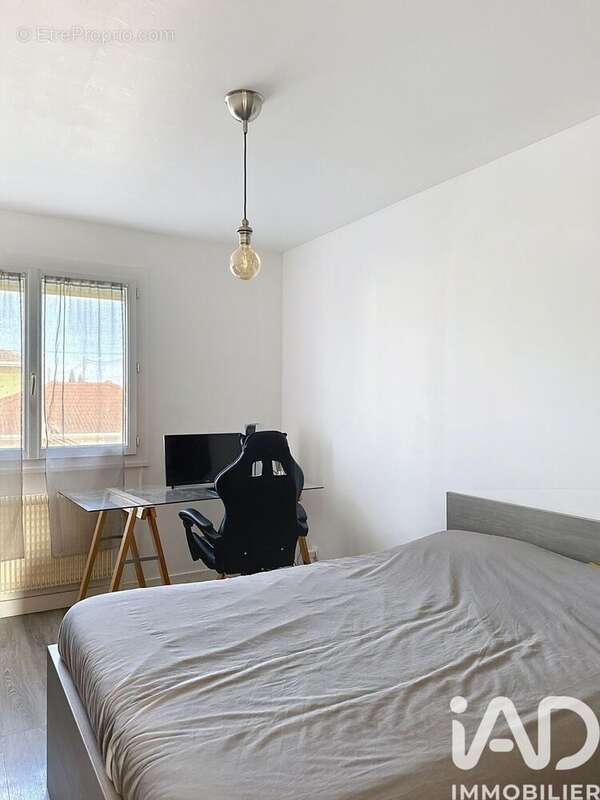 Photo 7 - Maison à MEYZIEU