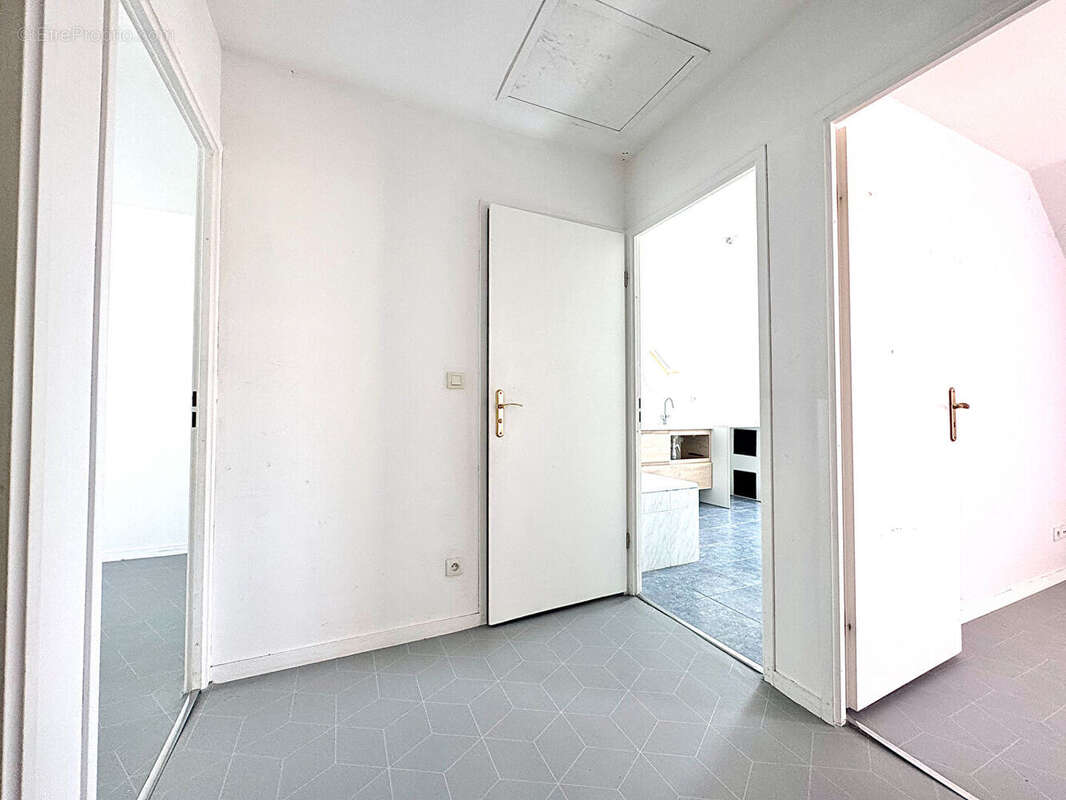 Maison à LEVES