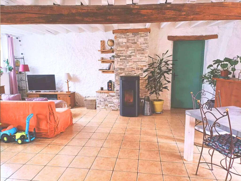 Maison à DORMANS