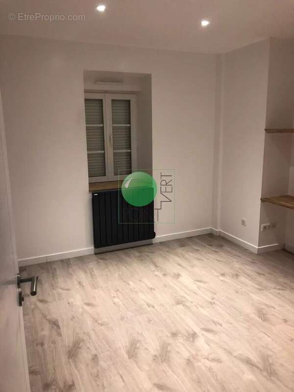 Appartement à CERNY