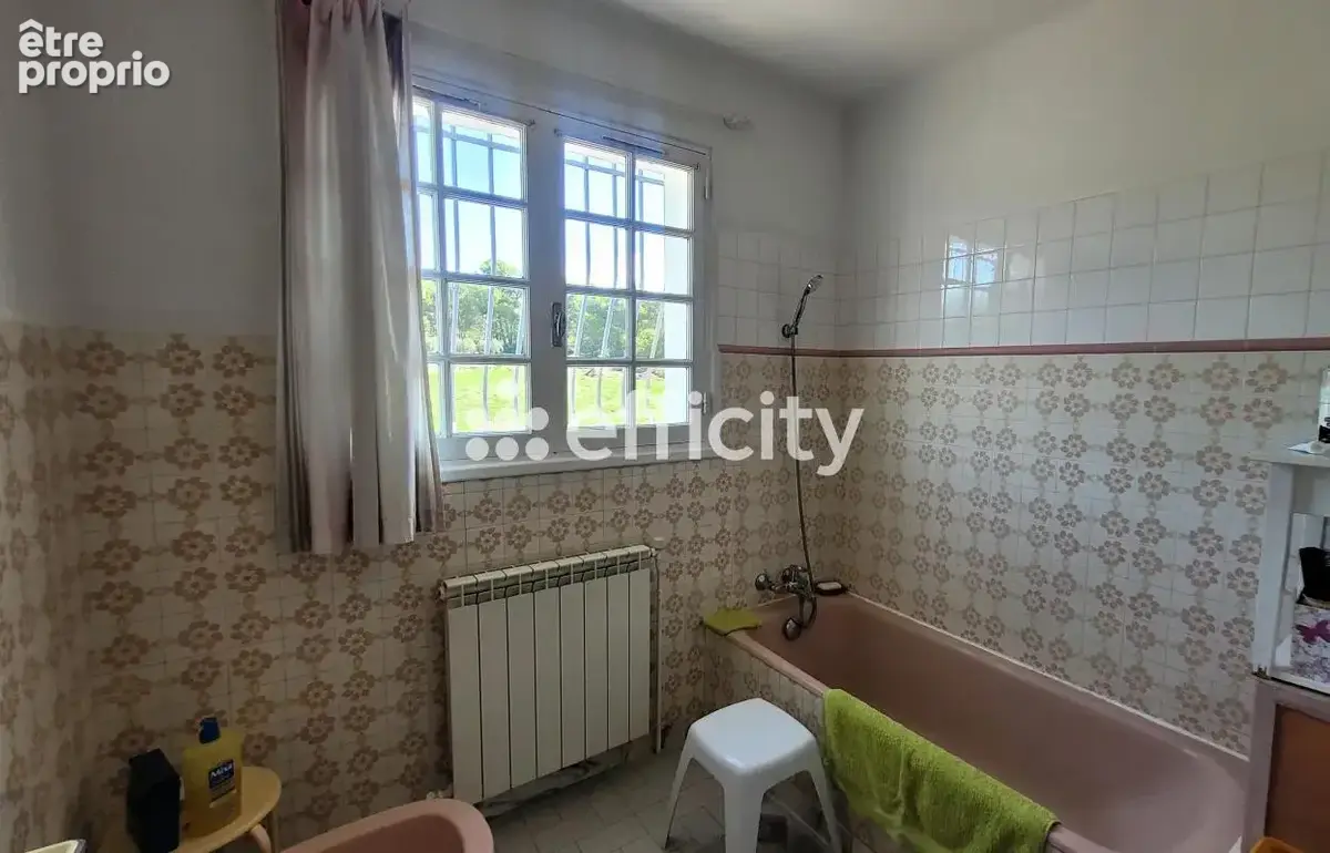Maison 5 pièces 146 m² à vendre à Le Beausset (83330) - photo 12