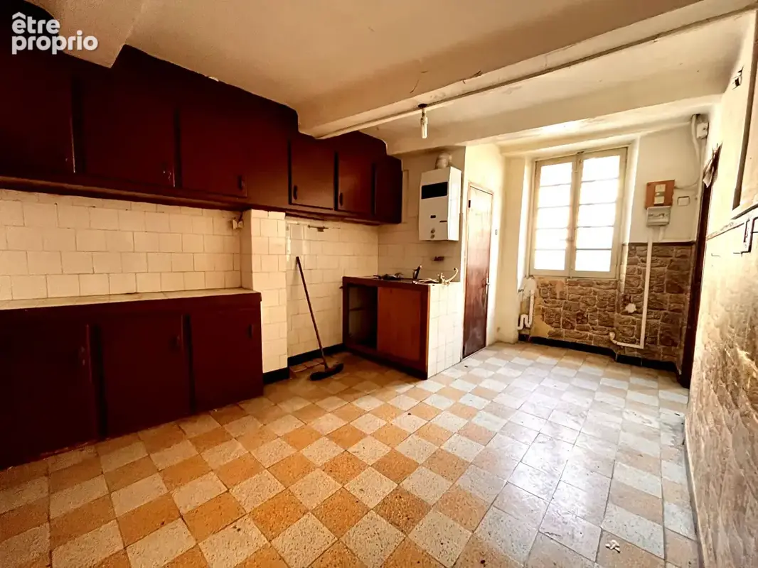 Lots d'appartements à rénover avec caves et parcelles de terrain sur Villars sur Var ! - photo 5