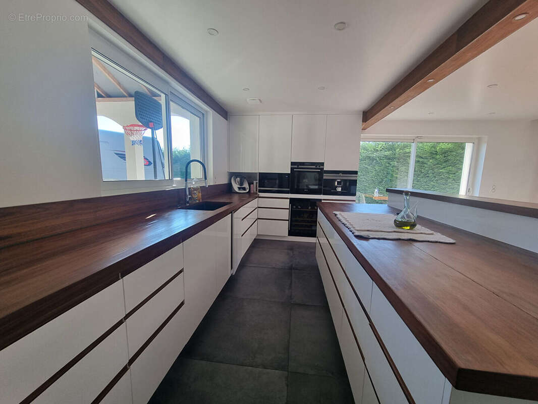 Maison à SAINT-QUENTIN-SUR-LE-HOMME