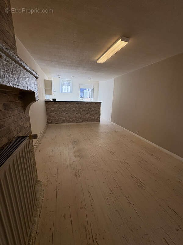 Maison à BILLOM