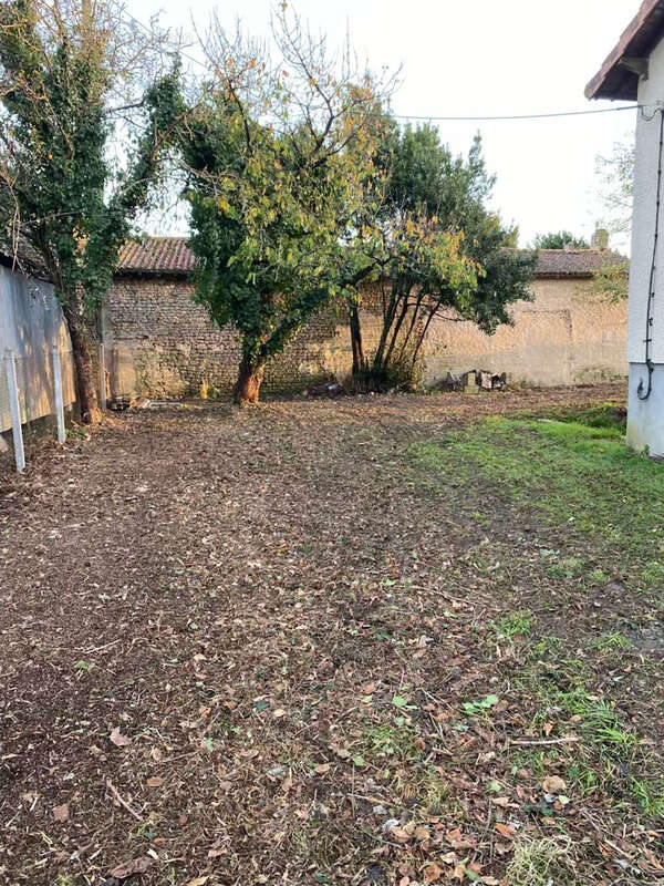 Maison à SAINT-JEAN-DE-SAUVES