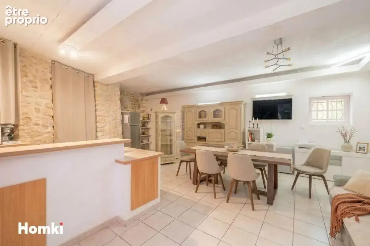 Maison/Villa T7 de 187 m² à Donzère 26290 - photo 2