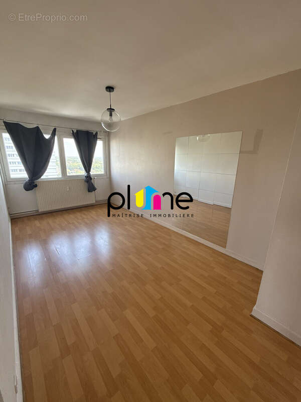 Appartement à MONS-EN-BAROEUL