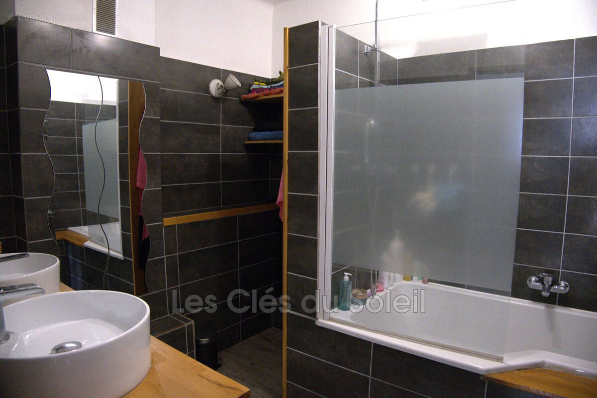 Appartement 79 m² à Toulon  - photo 6