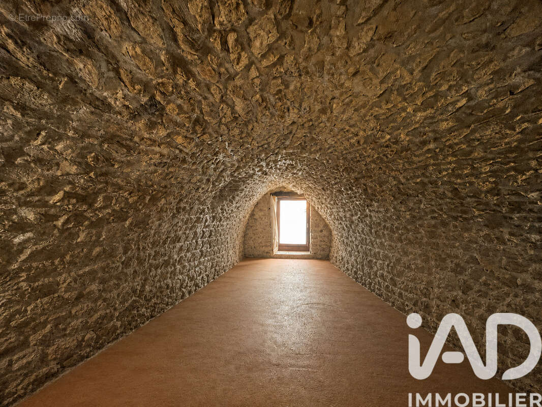 Photo 8 - Maison à EYGUIERES