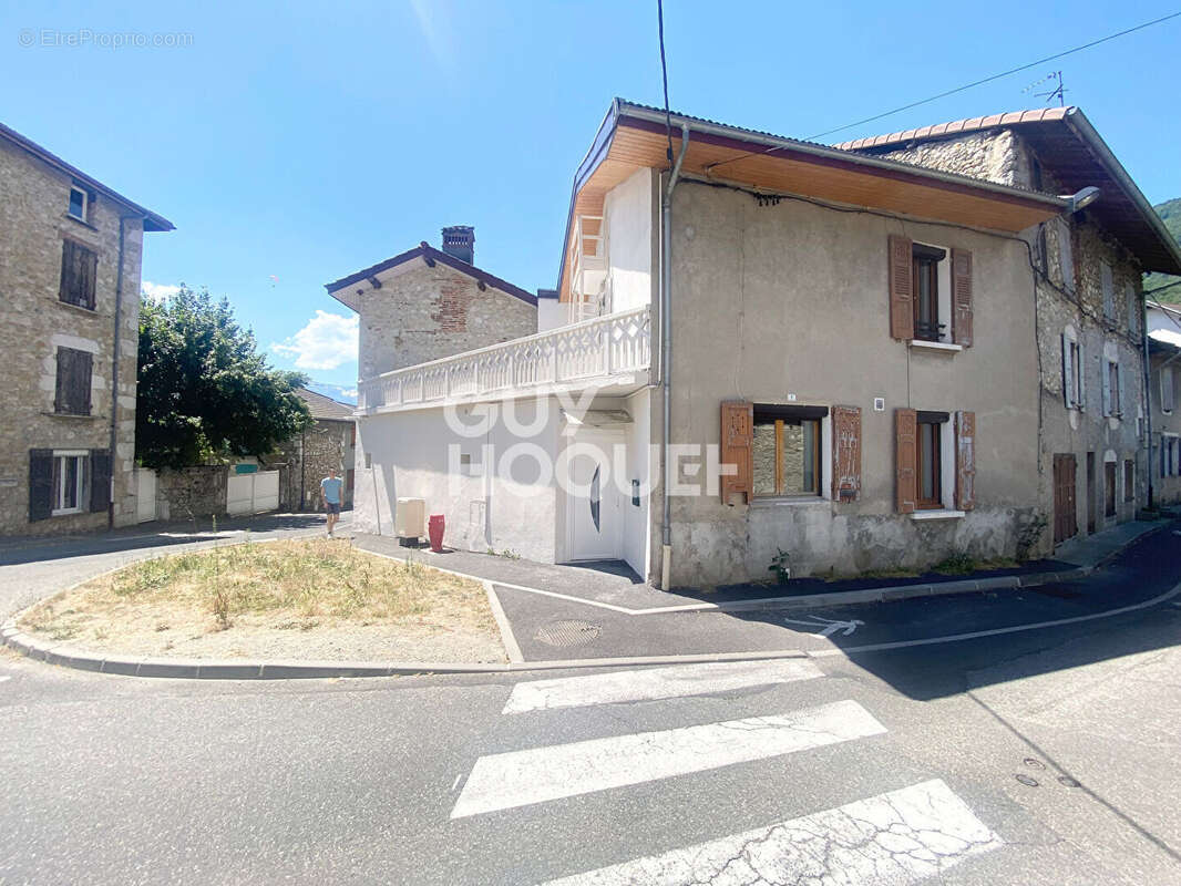 Maison à LE TOUVET