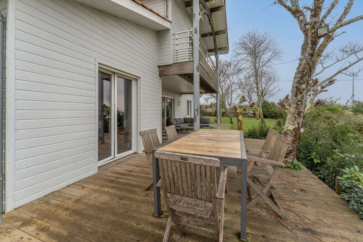 Maison à CARIGNAN-DE-BORDEAUX