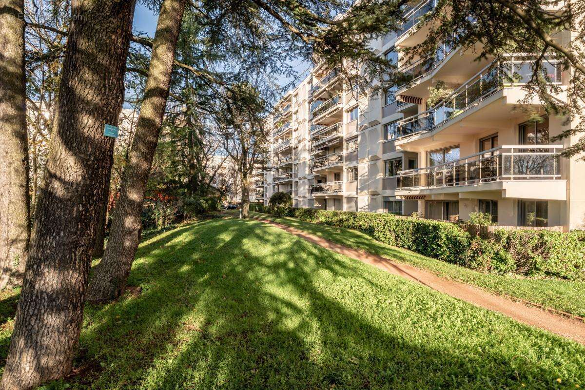 Appartement à CALUIRE-ET-CUIRE