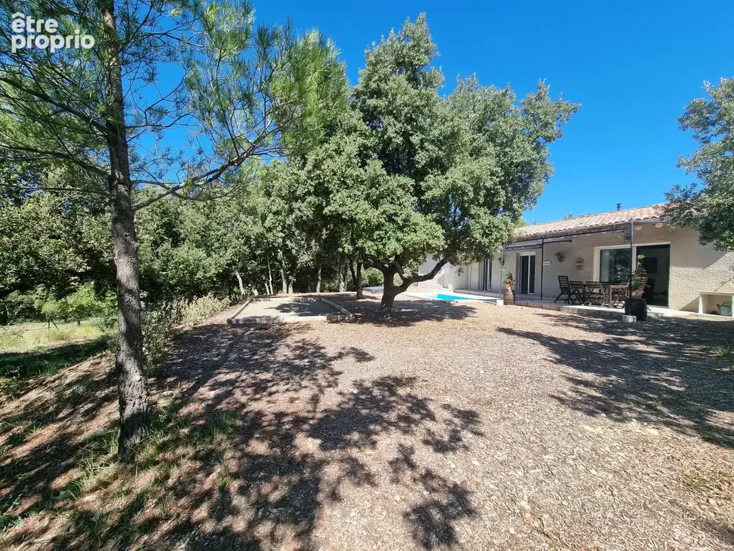 EXCLUSIVITE à BAUDINARD, Villa récente avec garage et piscine - photo 13