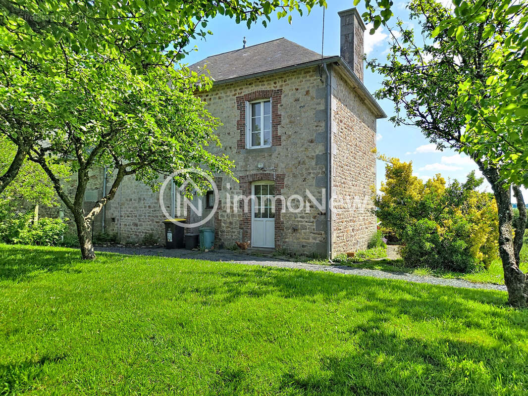 Maison à BESLON