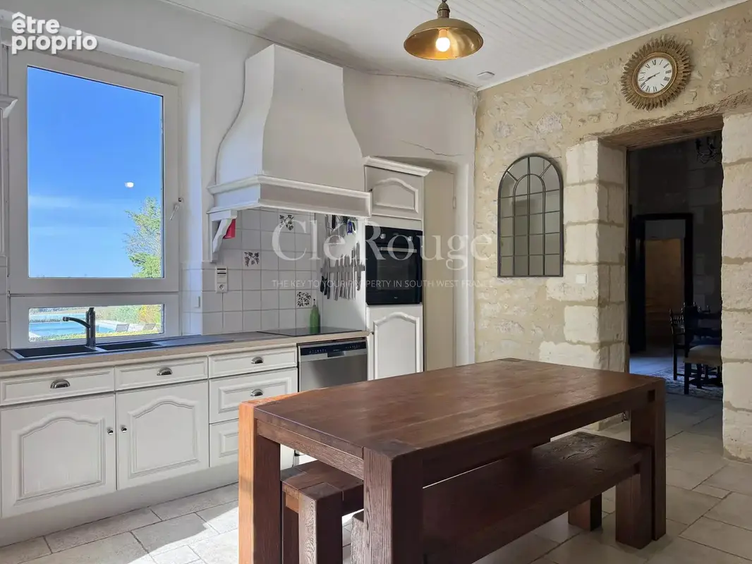Entre Eymet et Marmande - Château à tourelles du XIXe entièrement restauré, piscine chauffée et 2,7 ha - photo 4