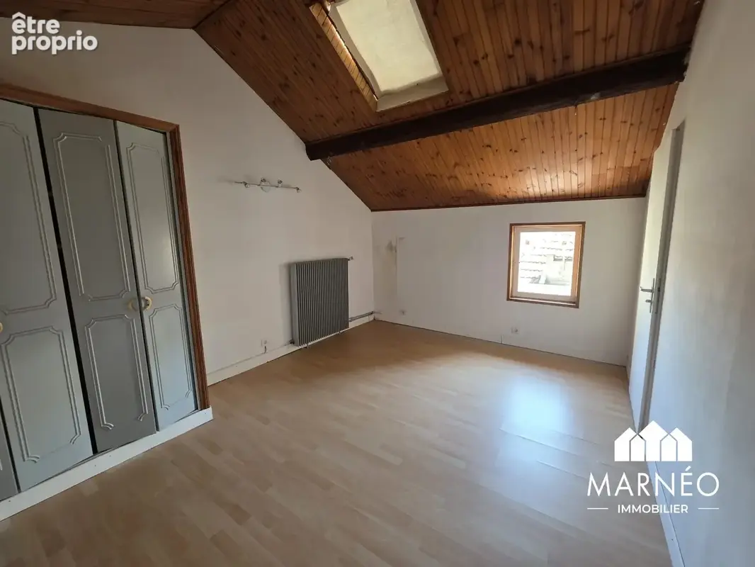 Maison 6 pièces 137 m² à vendre à Chalons-En-Champagne (51000) - photo 8