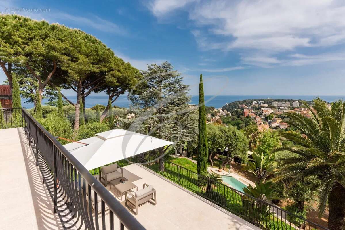 Maison à ROQUEBRUNE-CAP-MARTIN