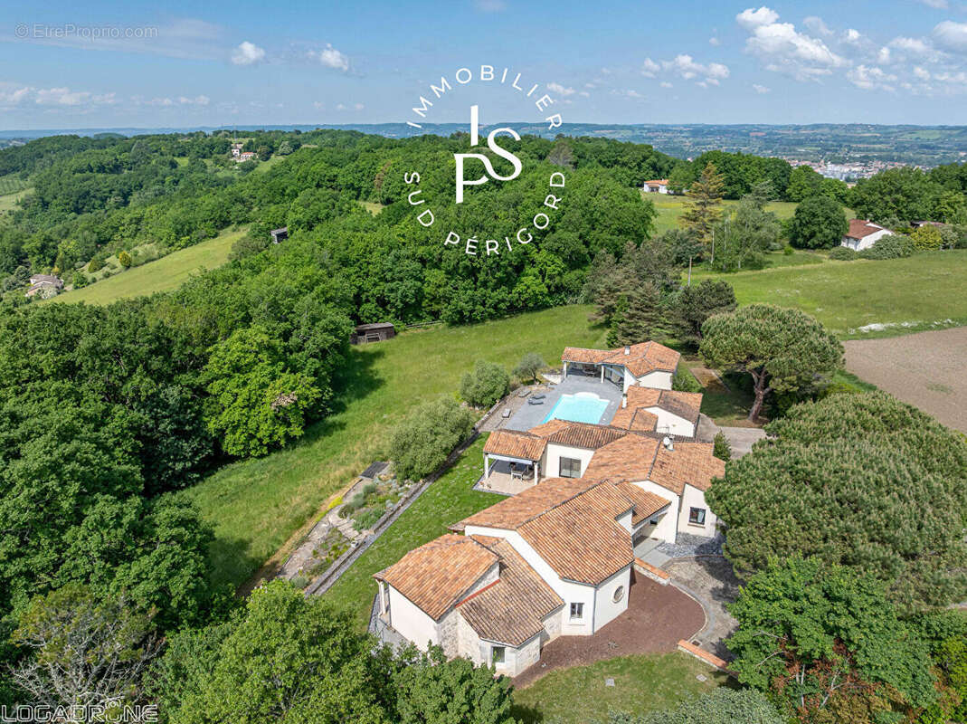 Maison à SAINTE-LIVRADE-SUR-LOT