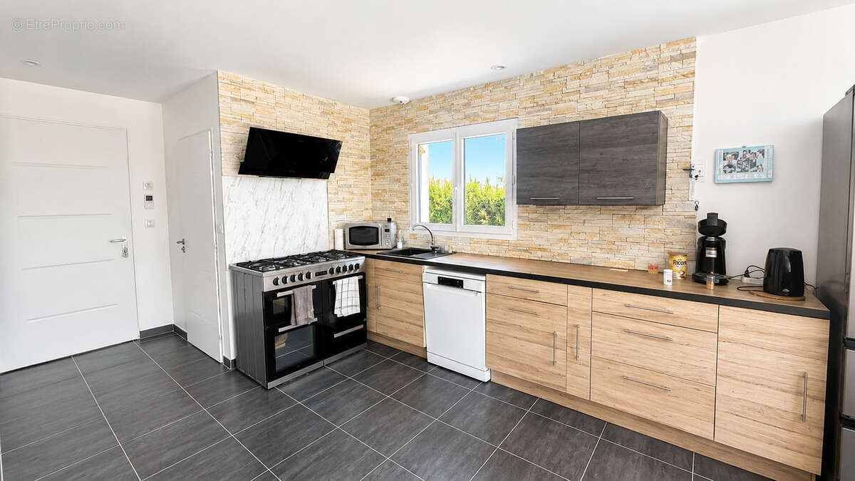 Proche carcassonne - minervois - maison rt2012 - sous garantie - 4 chambres - jardin 506m2 - photo 6