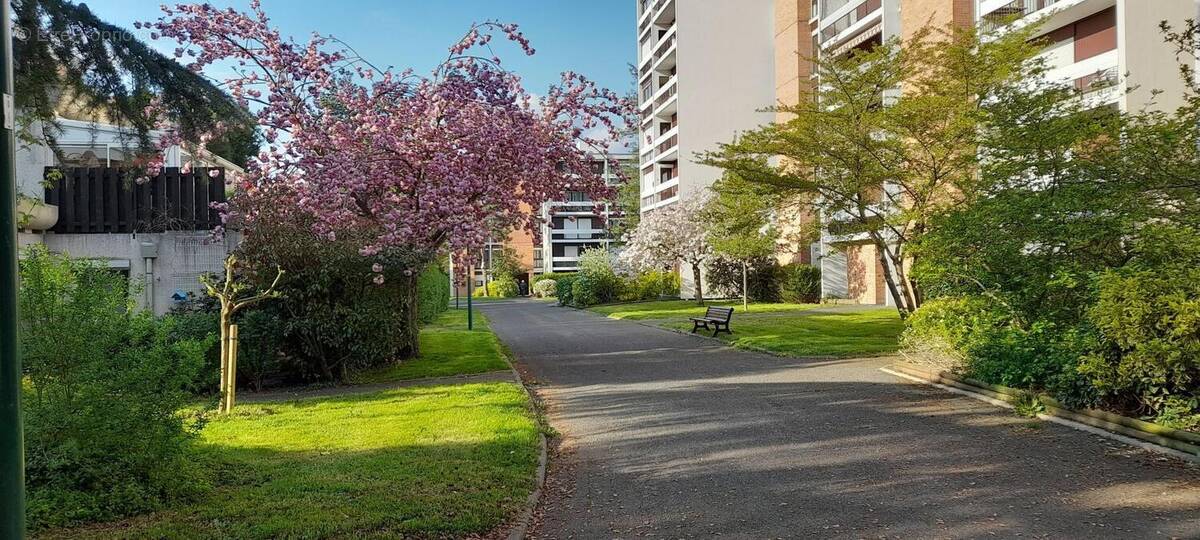 Appartement à LES ULIS