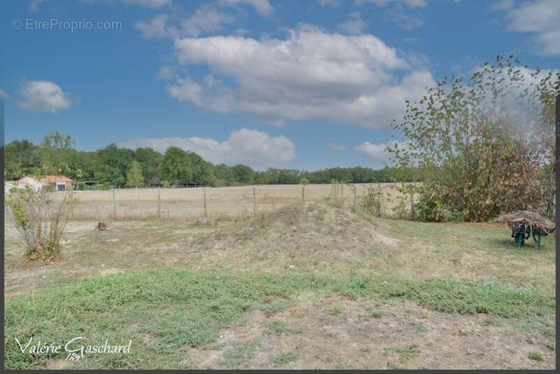 Maison à SAINT-SEURIN-SUR-L'ISLE
