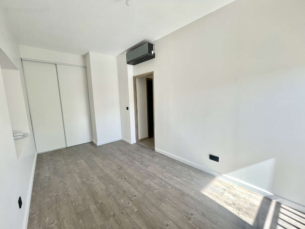 Appartement à COGNIN