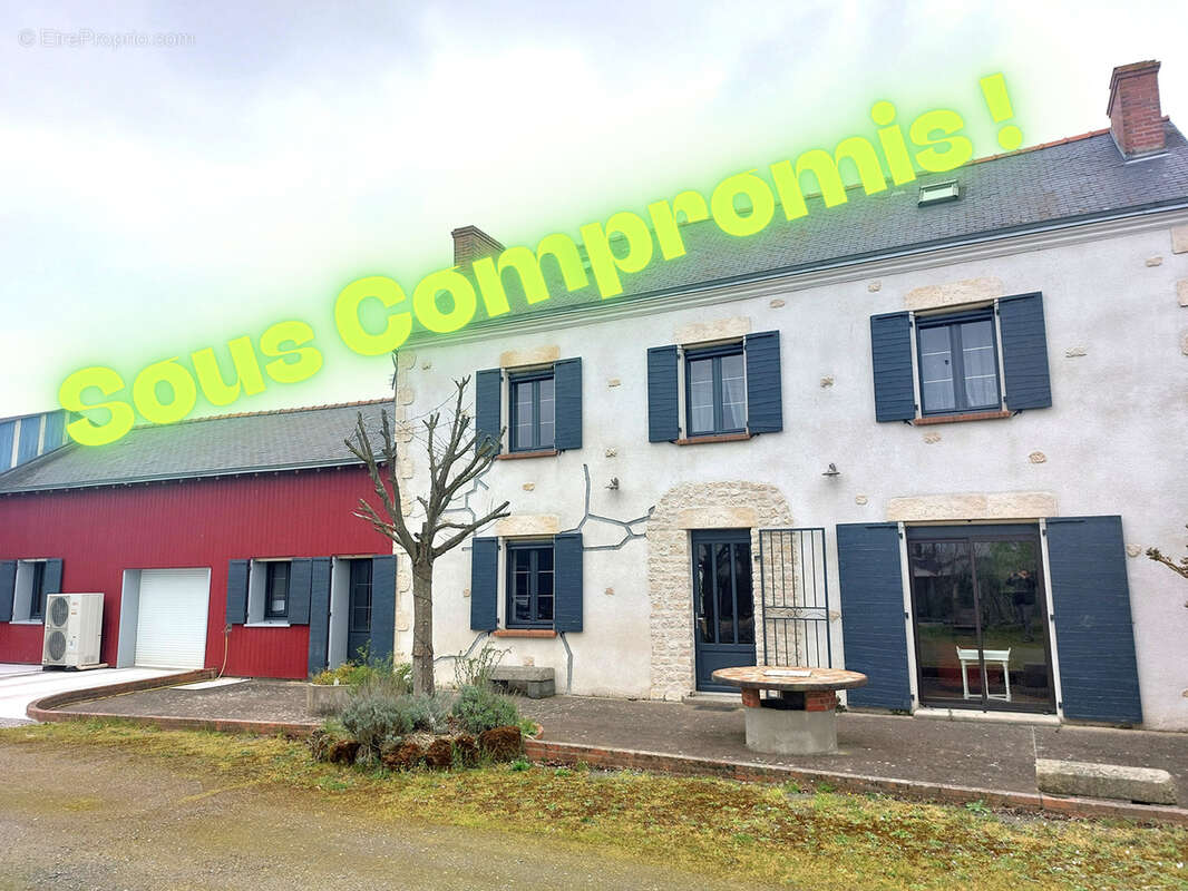 Maison à SAINT-VARENT