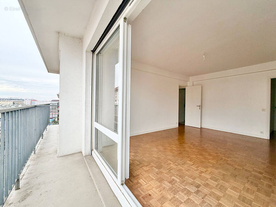 Appartement à FONTENAY-SOUS-BOIS