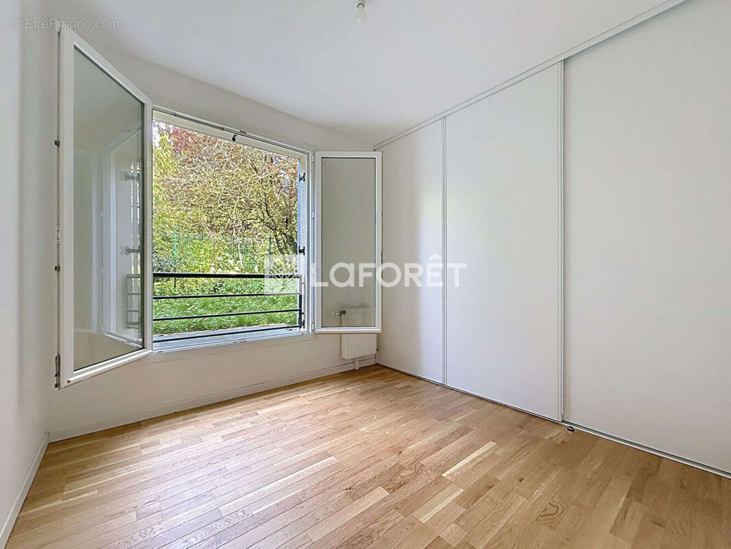 Appartement à VERNEUIL-SUR-SEINE
