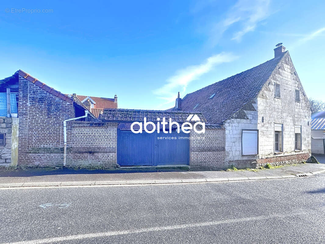 Maison à NEUVILLE-SAINT-VAAST