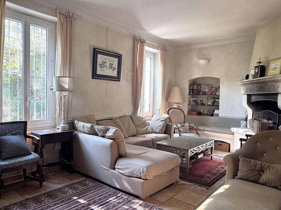 Maison à VILLENEUVE-LES-AVIGNON