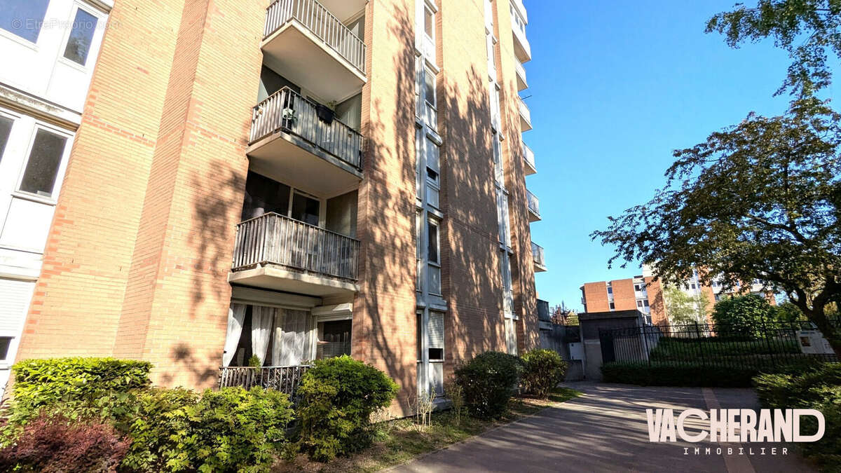 Appartement à LA MADELEINE