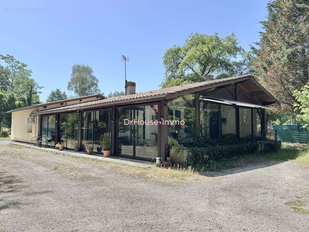 Maison 135 m² à Cabanac-Et-Villagrains  - photo 18